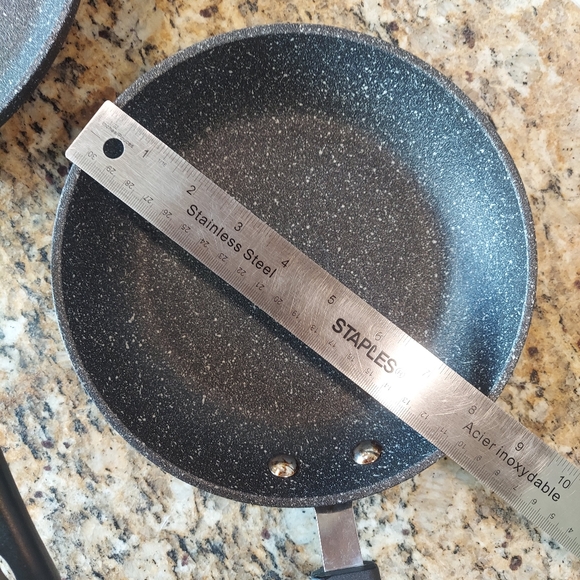 2 Starfrit The Rock frying pans, GUC - Picture 4 of 4